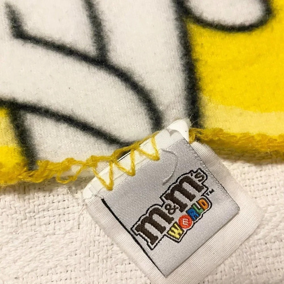 2014 M&M World Fleece Throw Blanket Candy Chocolate 58x49 Inch - Picture 2 of 16